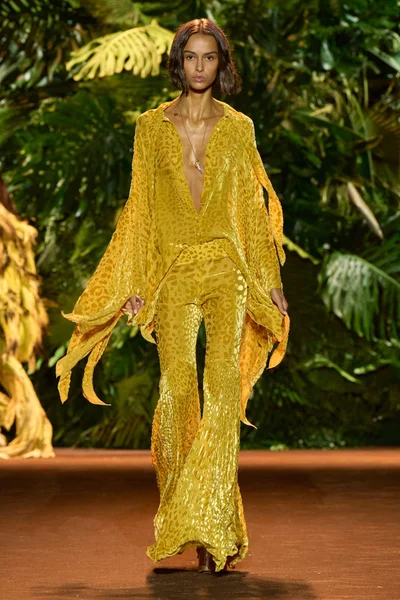 Look 42